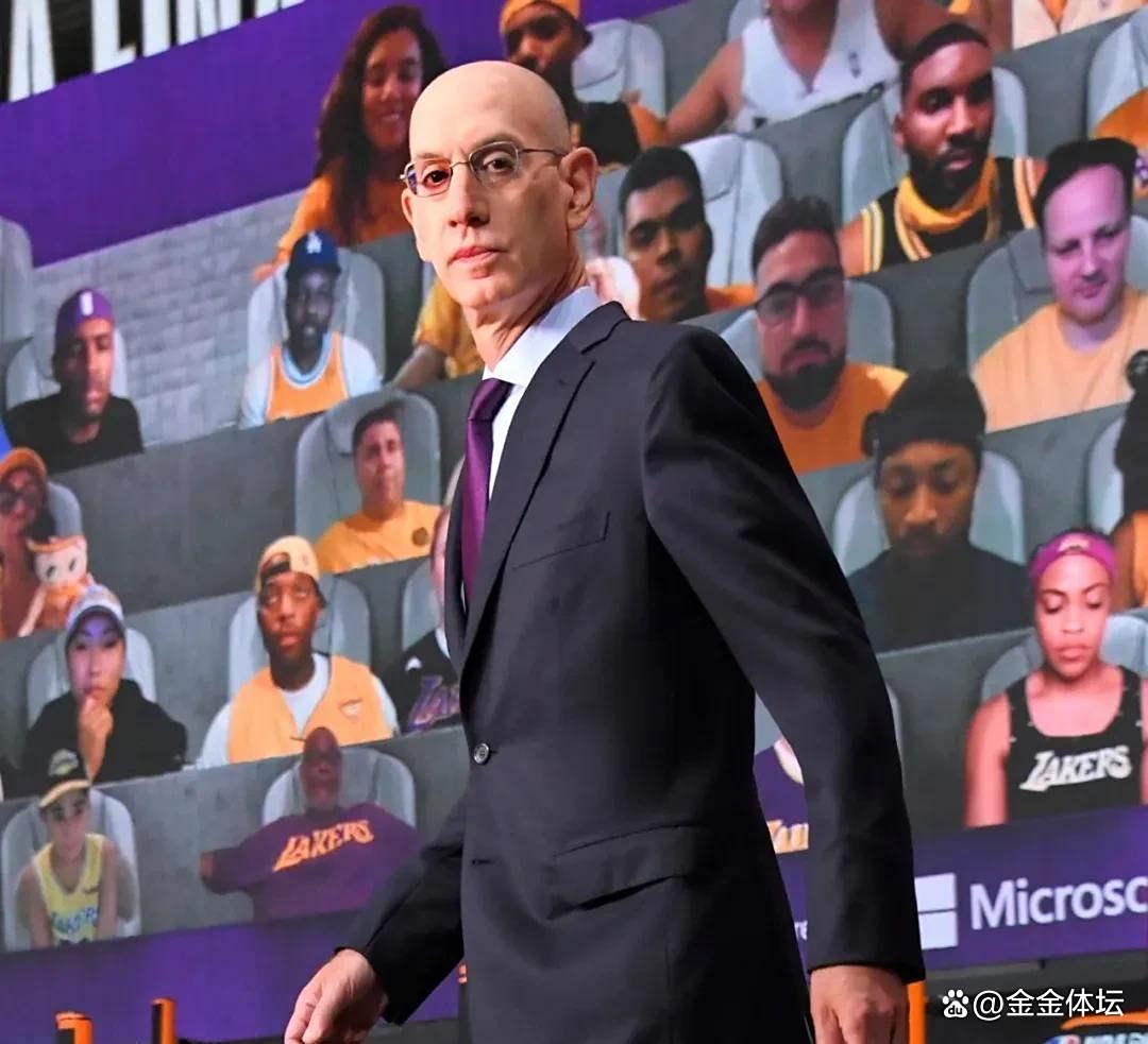 临场指挥获称赞-包含亚特兰大发布备战花絮,今晨官宣签约,NBA季后赛任务艰巨,高层口径保持一致的词条