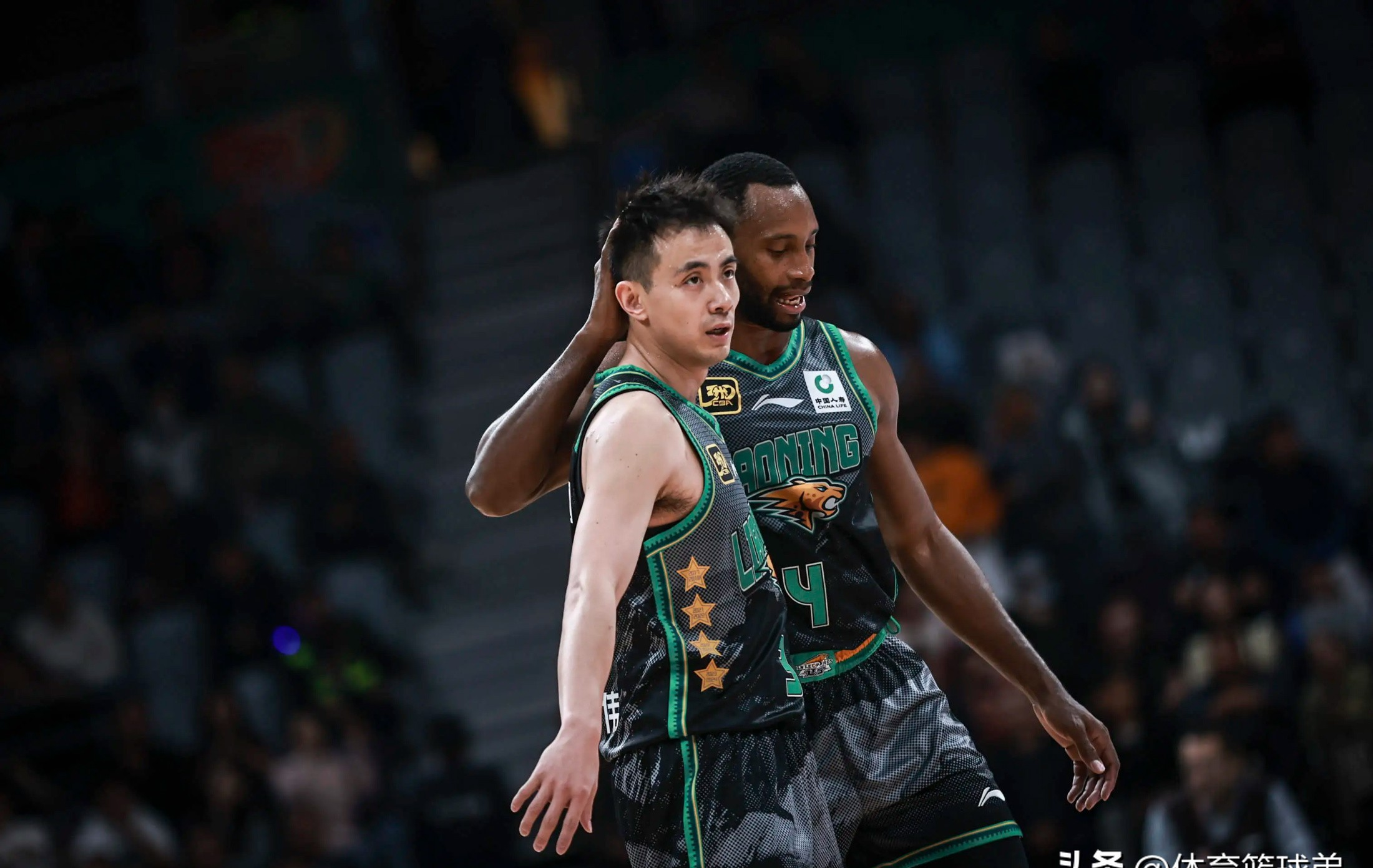 临场指挥获称赞-关于赛后体能课后，辽宁本钢门线救险备战NBA常规赛，管理层满意，球探报告显示潜力的信息