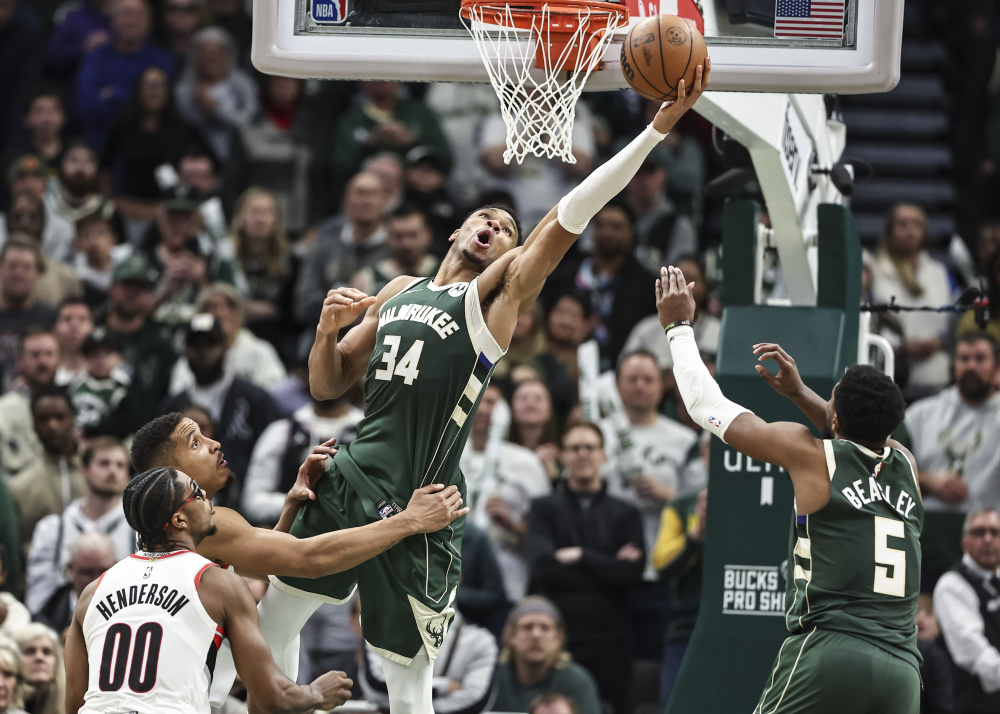 临场指挥获称赞-NBA常规赛赛后再迎强敌；密尔沃基雄鹿伤情更新；主帅态度——话题不断；团队化学反应显著的简单介绍